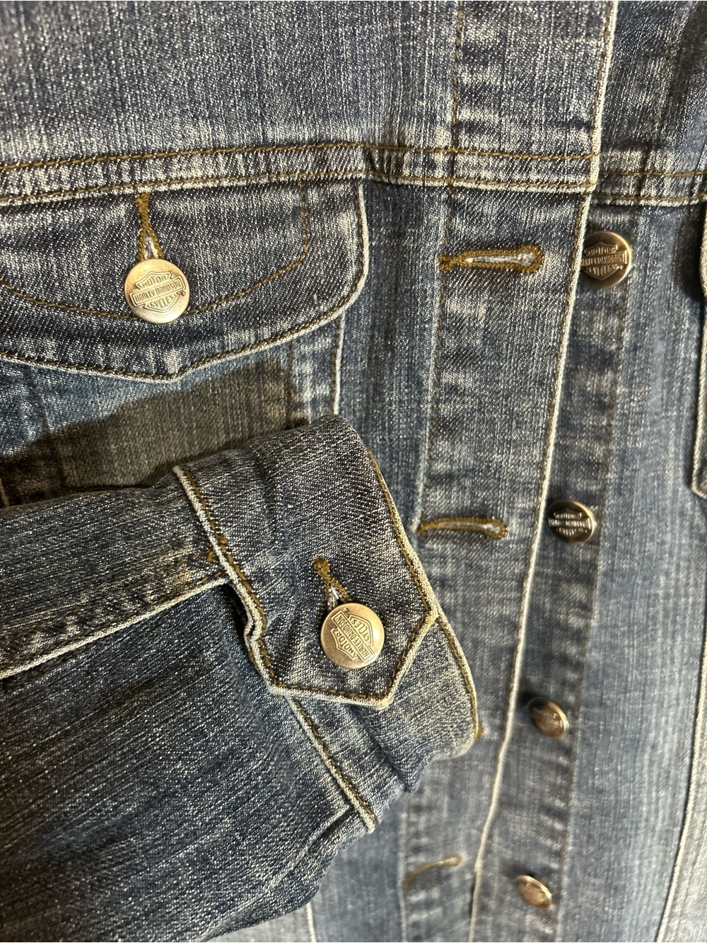 Harley-Davidson Blue Embroidered Eagle Studded Denim Jacket - Picture 8 of 9